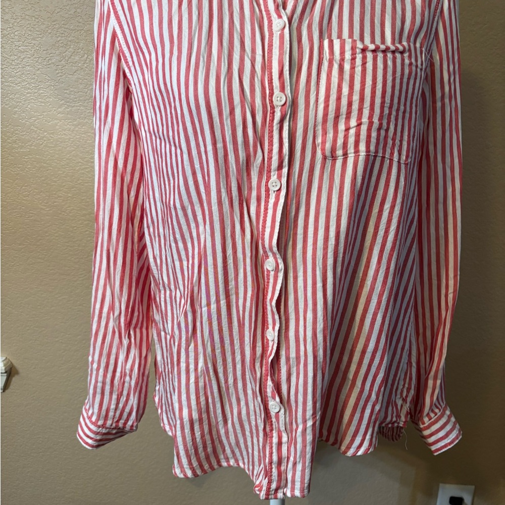 beachlunchlounge Shirt Medium Red White Striped Collared Button-Down Long-Sleev - Picture 4 of 13